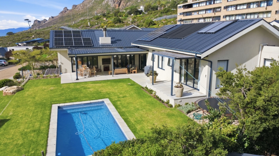 4 Bedroom Property for Sale in Stonehurst Mountain Estate Western Cape